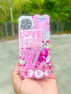 iPhone 13🩷Phone Case